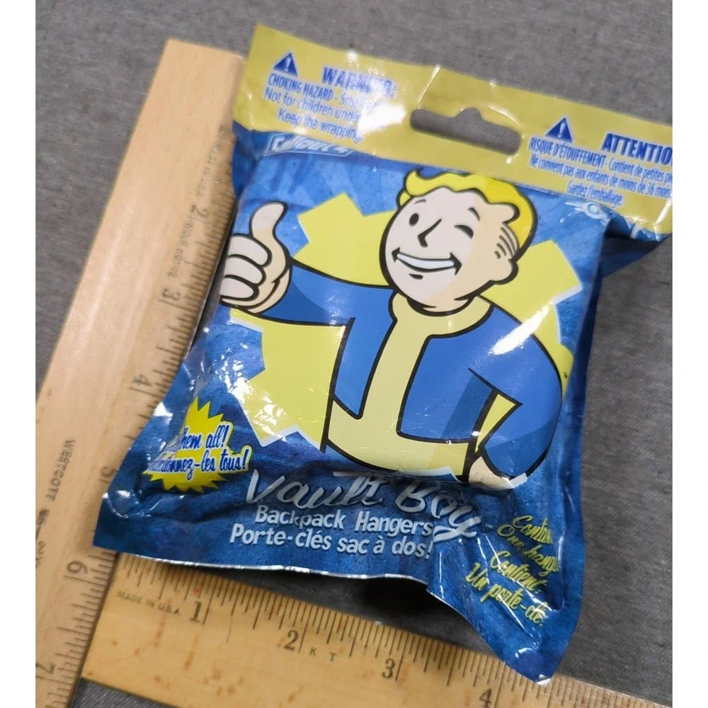 Fallout 4 Vault Boy Backpack Hanger Keyring Blind‎ Mystery Bag Bethesda